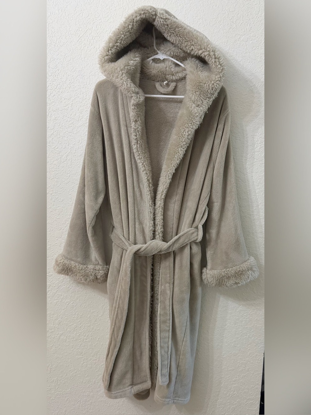 Pottery Barn Hooded Ombre Tipped Faux Fur Robe - S/M